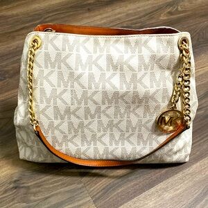 MK purse